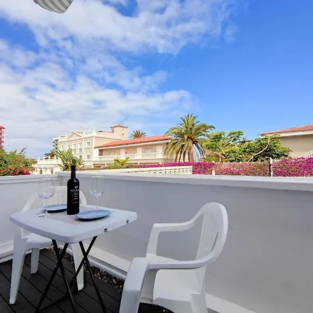 Fantastico 2 - With Large Balcony, Terrace And Garden Puerto de la Cruz (Tenerife)