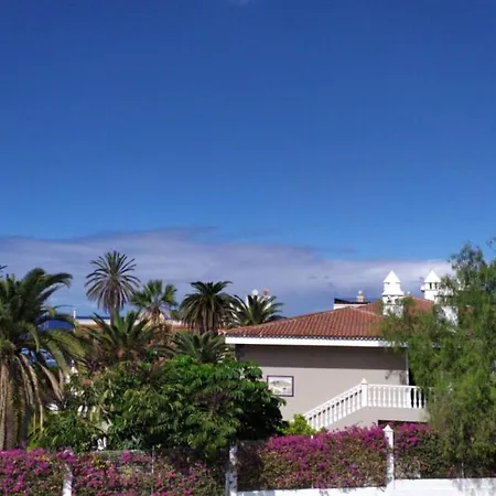 Fantastico 2 - With Large Balcony, Terrace And Garden * Puerto de la Cruz (Tenerife)
