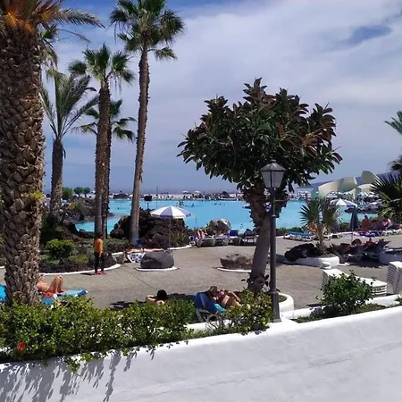 Fantastico 2 - With Large Balcony, Terrace And Garden