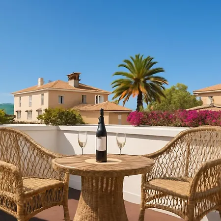 Fantastico 2 - With Large Balcony, Terrace And Garden *